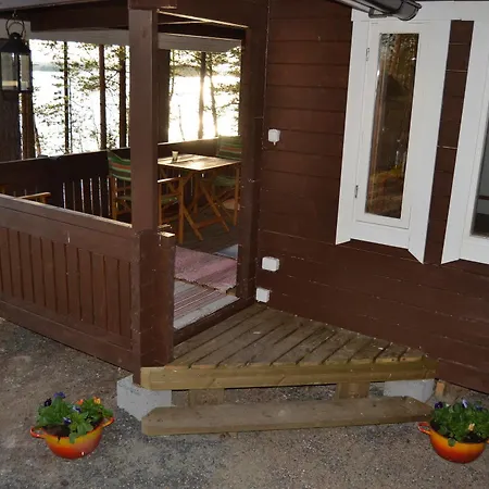 Lakeland Boxcabin Ferienhaus Viitasaari